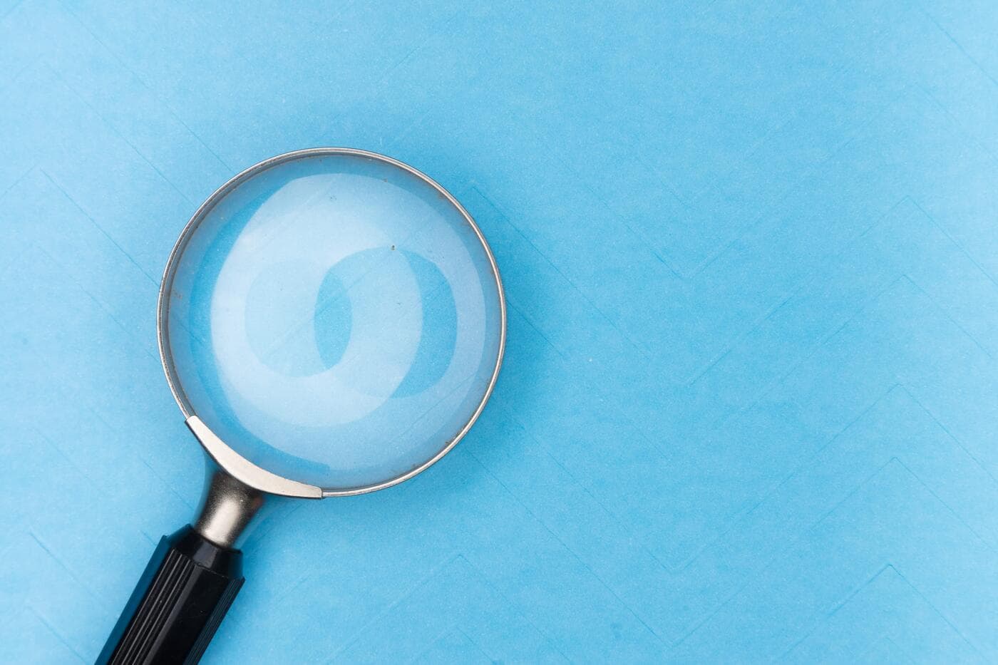 Magnifying glass, representing a close look at build options